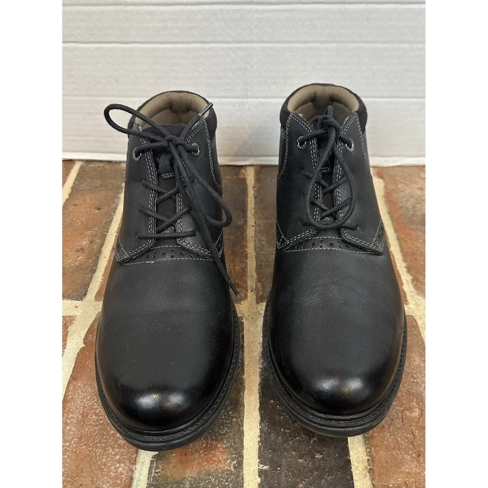 Clarks Men's Black Leather Boots Chukka Ankle Lace-Up Round Toe Comfort Sz 12